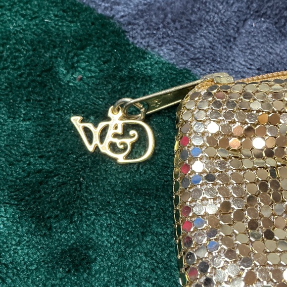 Vintage Whiting & Davis Metallic Gold Mesh Wristlet - Picture 2 of 9
